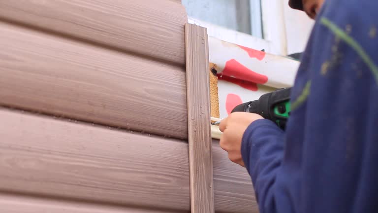 Trusted Johnsburg, IL Siding Installation & Repair Experts